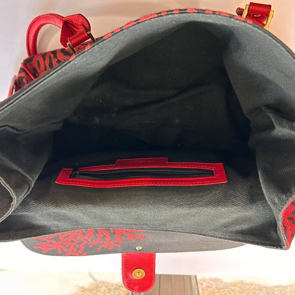 Le Duchesse Made-in-Italy Red Leather & Black Jacquard Tapestry Satchel. - Picture 9 of 15
